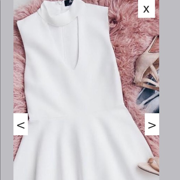 Super sexy LULU’S dress it up with a nice belt and high heels - Picture 3 of 10